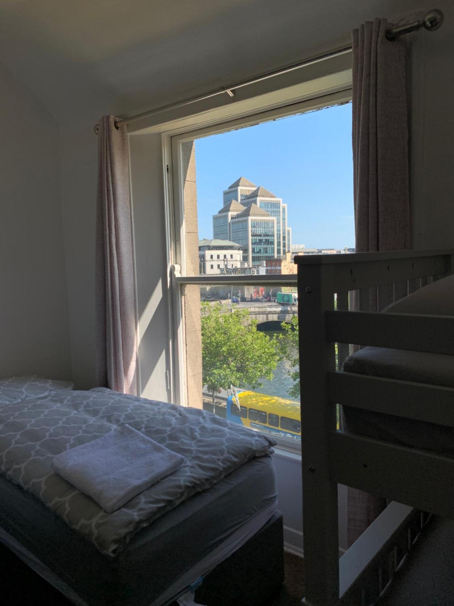 Mini-hôtel Eden Quay Private *